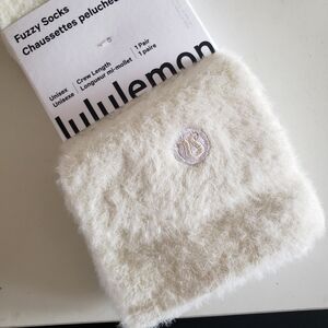 Lululemon BNIP Fuzzy Socks - Ivory XL - UNISEX Crew Length